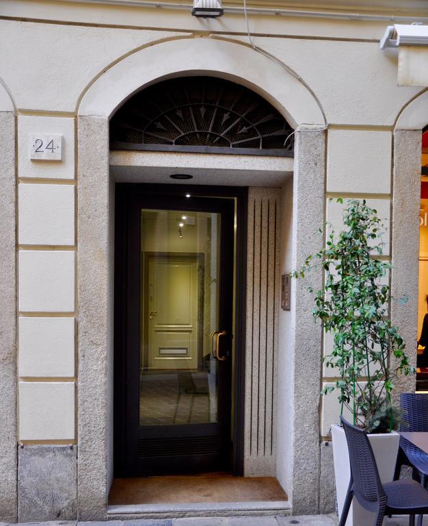 Charming Como - Apartment Downtown In The Pedestrian Area With 2 Double Bedrooms And 2 Complete Bathrooms A Spacious Living Room And Full Equipped Kitchen Exterior foto